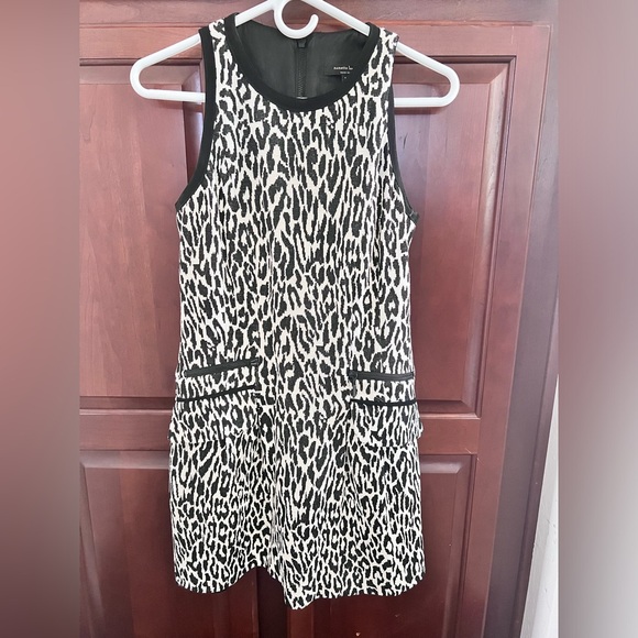 Nanette Lepore Animal Print With Pockets Mini Sleeveless Dress White Size 2 - Picture 6 of 10